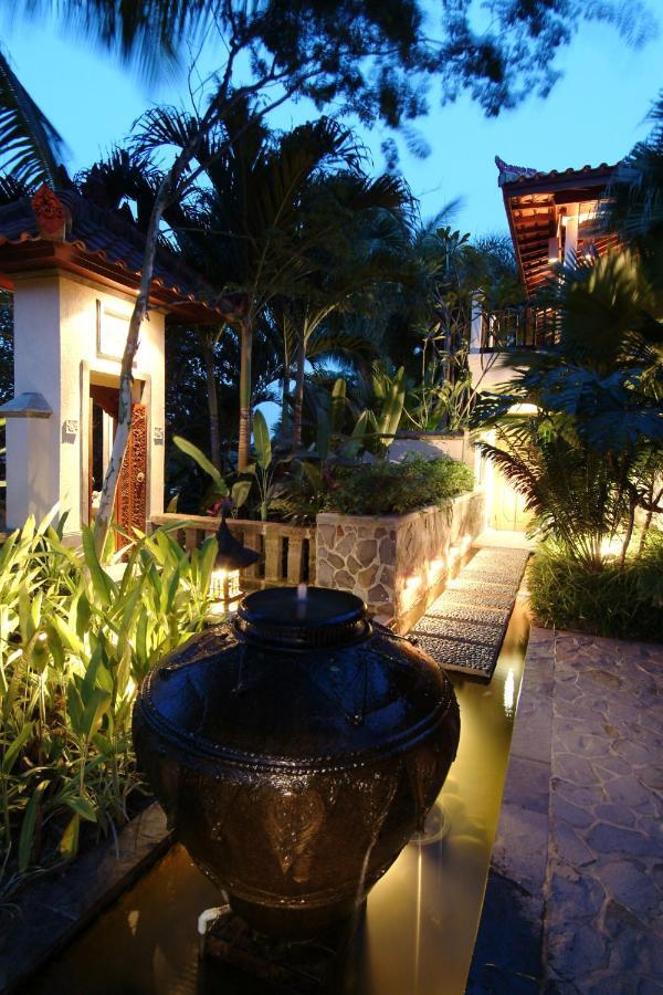 Tempat Senang Spa Resort & Restaurant Sekupang Exterior foto